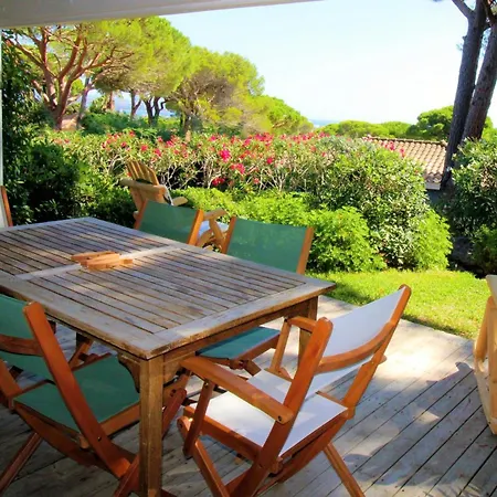 Gasmed29 - Golfe De St-tropez - Maison Climatisee 3 Avec Beau Jardin Et Apercu Шале